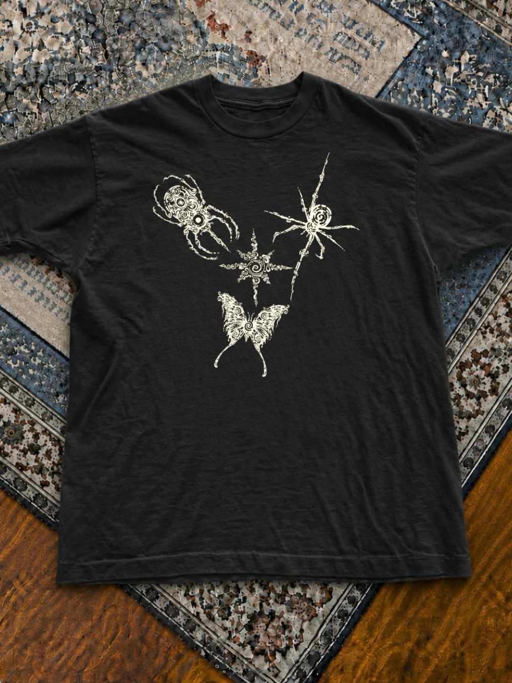 Unisex Tee Shirt | Gildan Black Short Sleeve Tee with Cream Abstract Insects